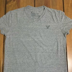 American Eagle Vneck Tee